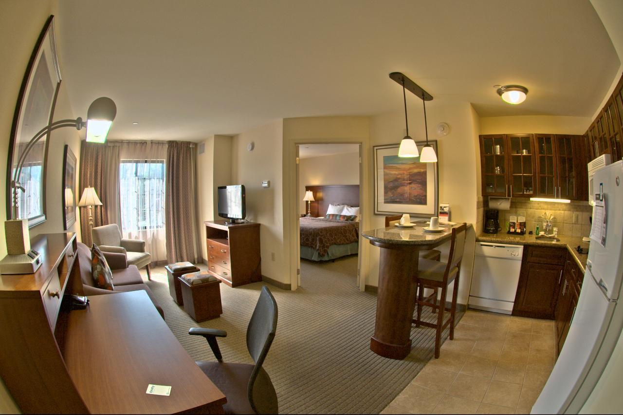 Staybridge Suites East Stroudsburg - Poconos By Ihg Ngoại thất bức ảnh